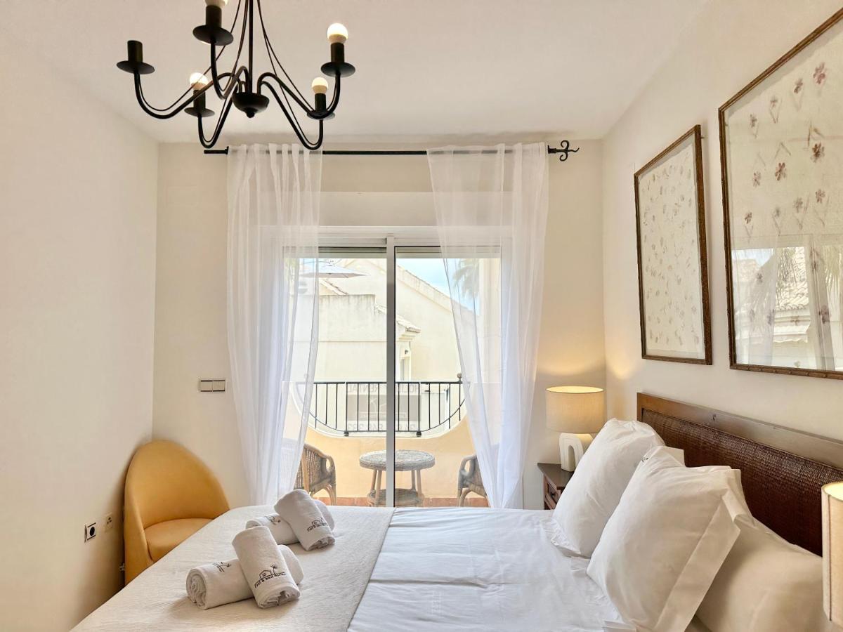 El Arenal Townhouse By The Beach With Swimming Pool - Eaw Homes マルベーリャ エクステリア 写真